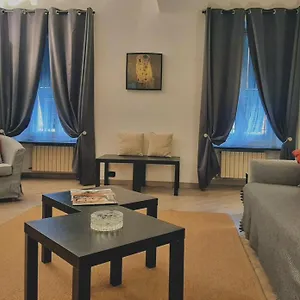 Appartamento Posidonia Casa Al Mare In Citta, Genova